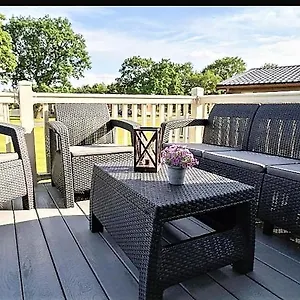 https://moore-lodge-with-hot-tub.yorkshirehotels.net